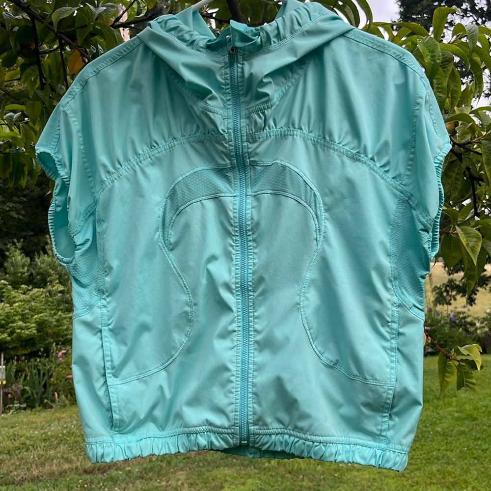 lululemon athletica Mint Green Hooded Zip-Front Vest